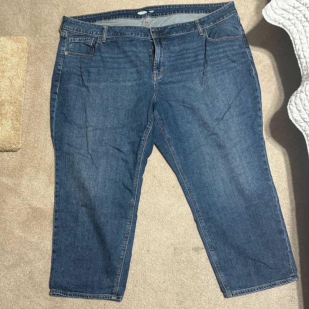 Old Navy boyfriend mid rise jeans, size 24W short length.